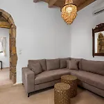 Villa Claudia In Lardos